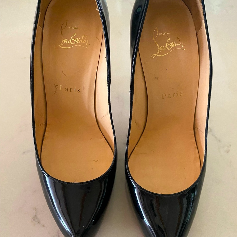Christian Louboutin patent pump